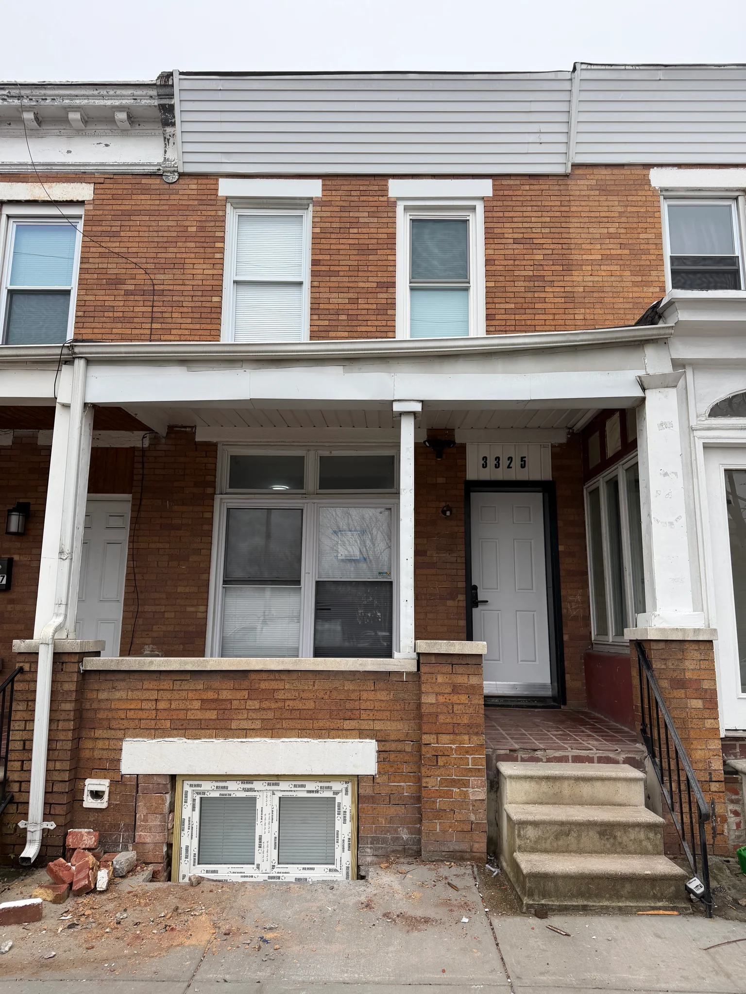Baltimore Townhome: 3325 East Monument Street