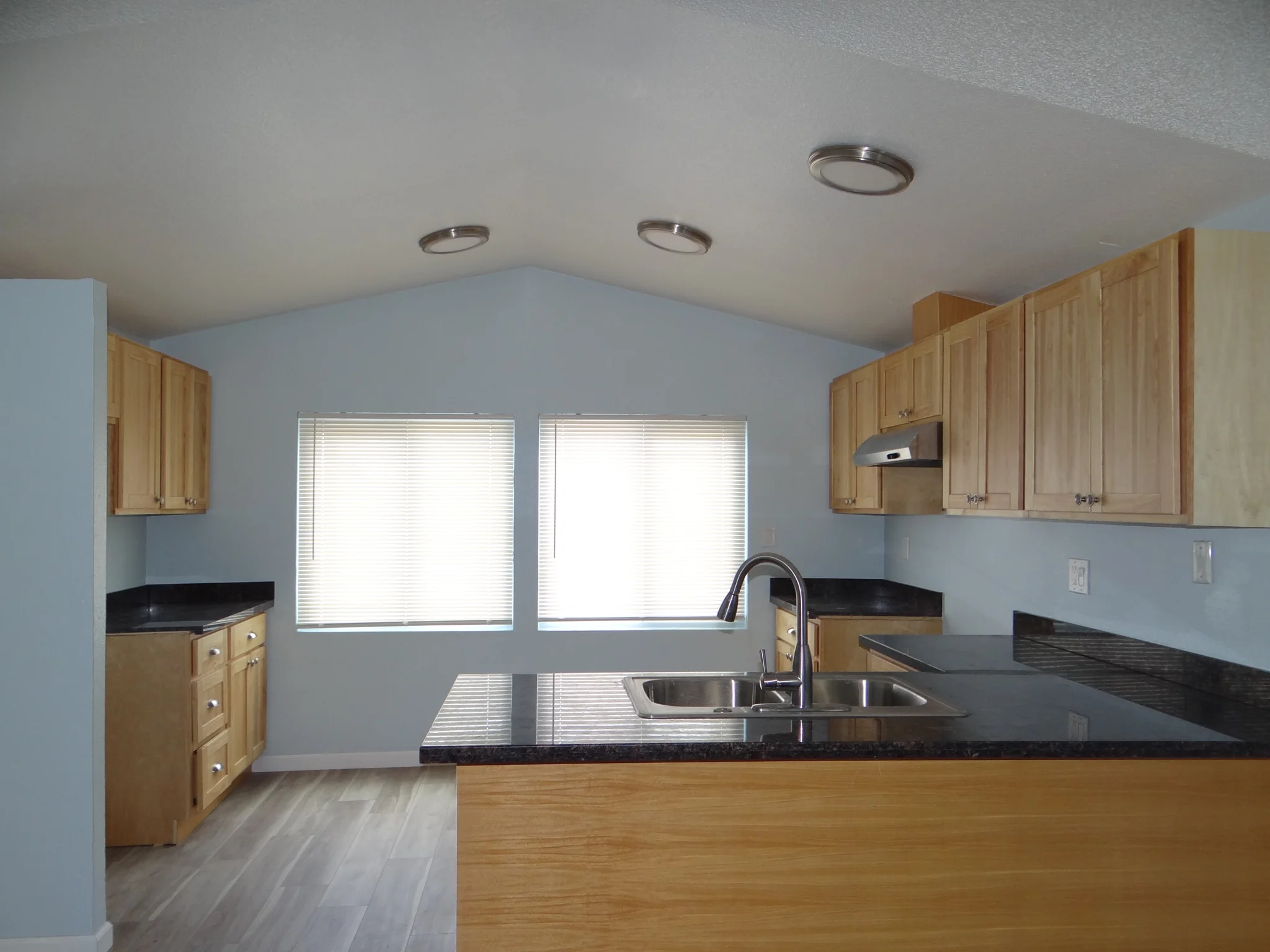 Oakland House: 1618 85ht Ave