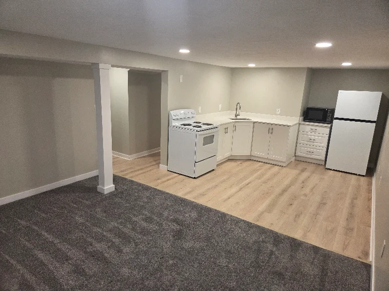 Ogden House: 785 N Monroe Blvd