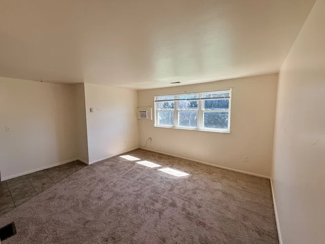 Enon Apartment: 3611 Charlotte Dr.