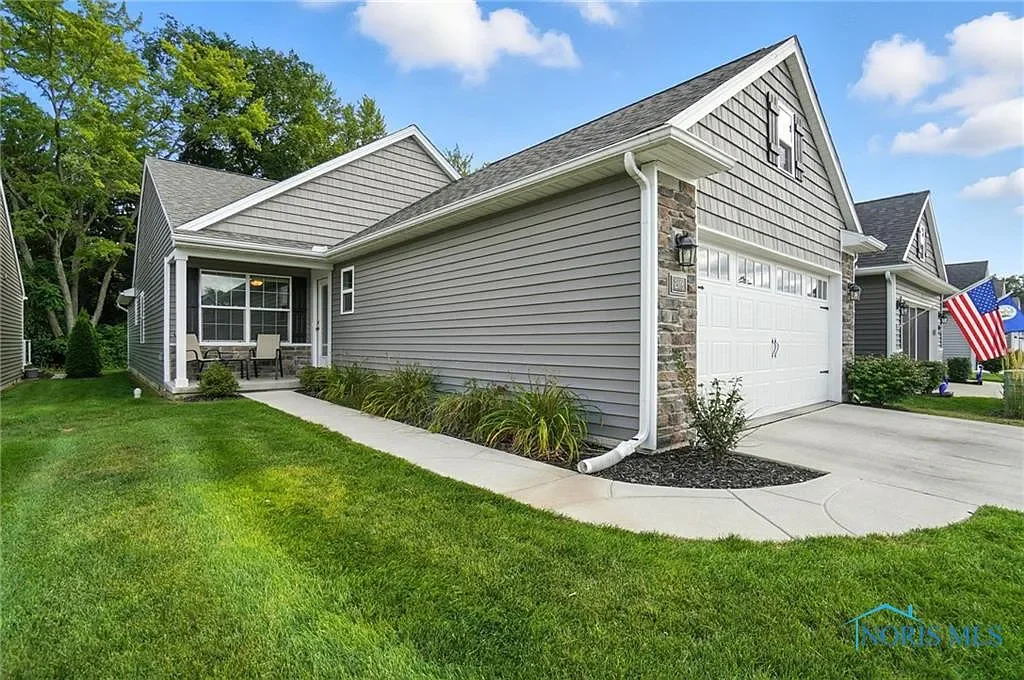 Toledo House: 2116 Sunrise Creek Dr