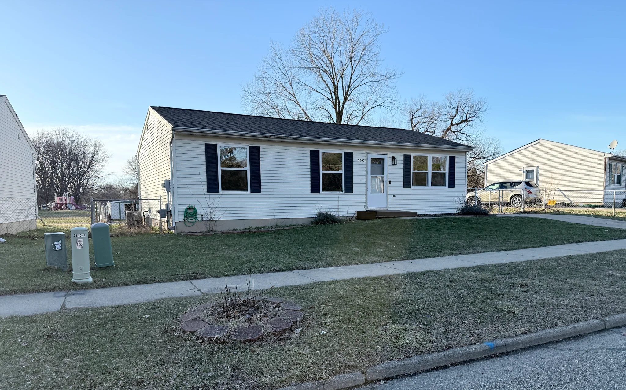 Lansing House: 5840 Monticello Dr