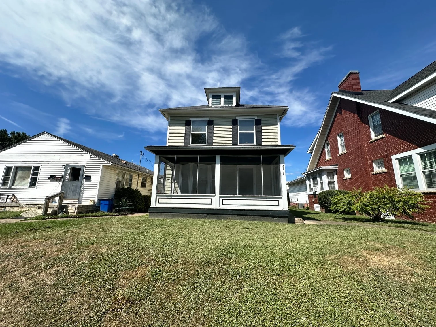 Huntington House: 1 Collis Ave