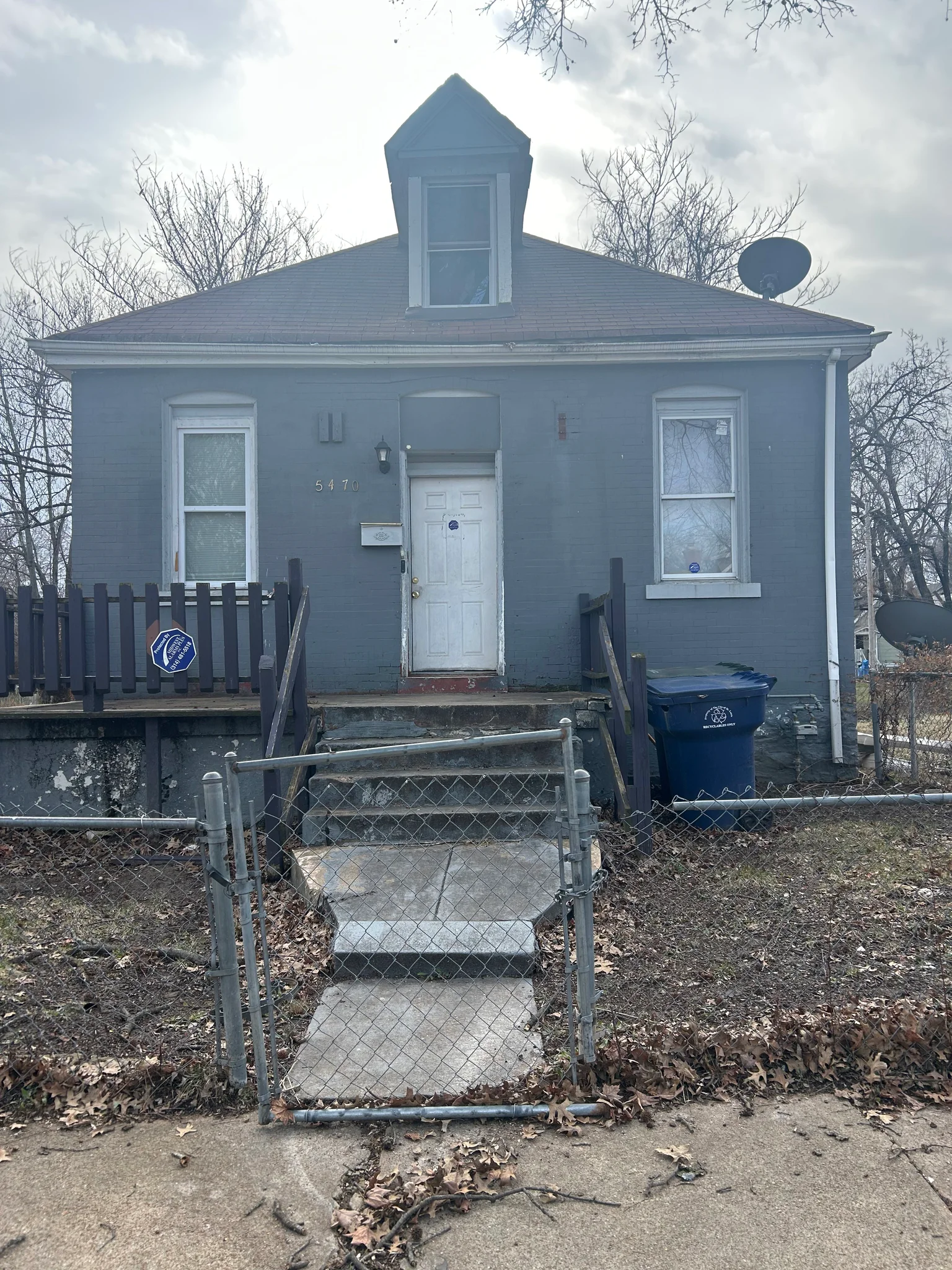 St. Louis House: 5470 Plover Ave