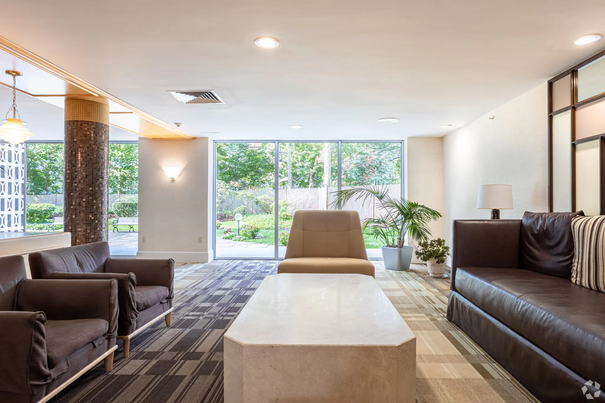 brookline Condo: 101 Monmouth