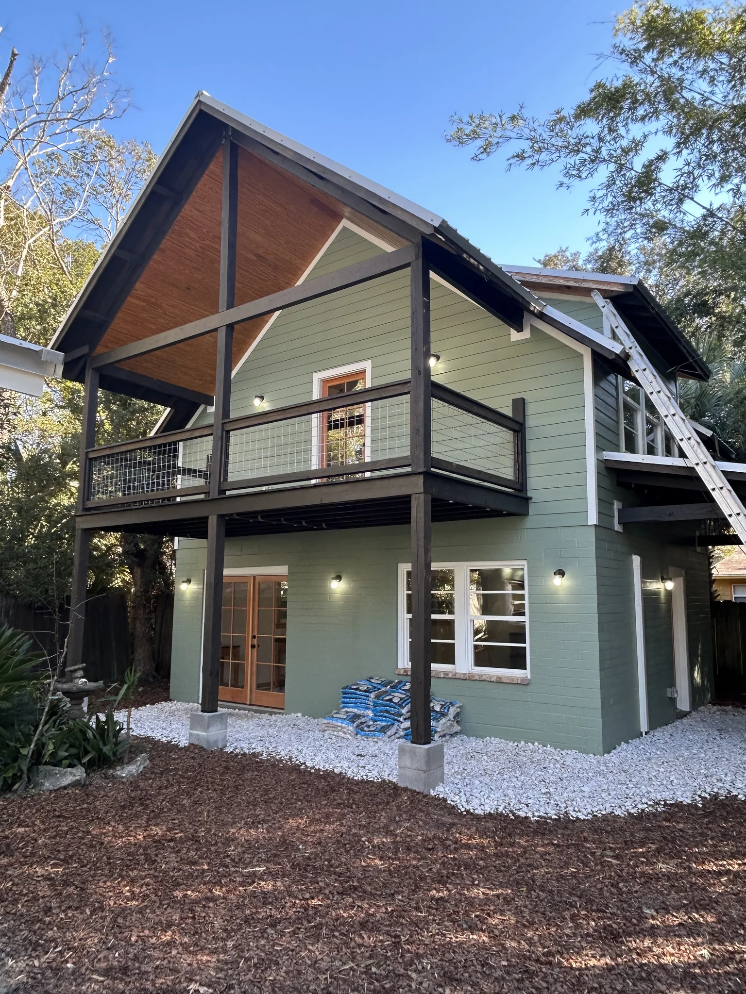 Gainesville House: 1025 NW 11th Ave