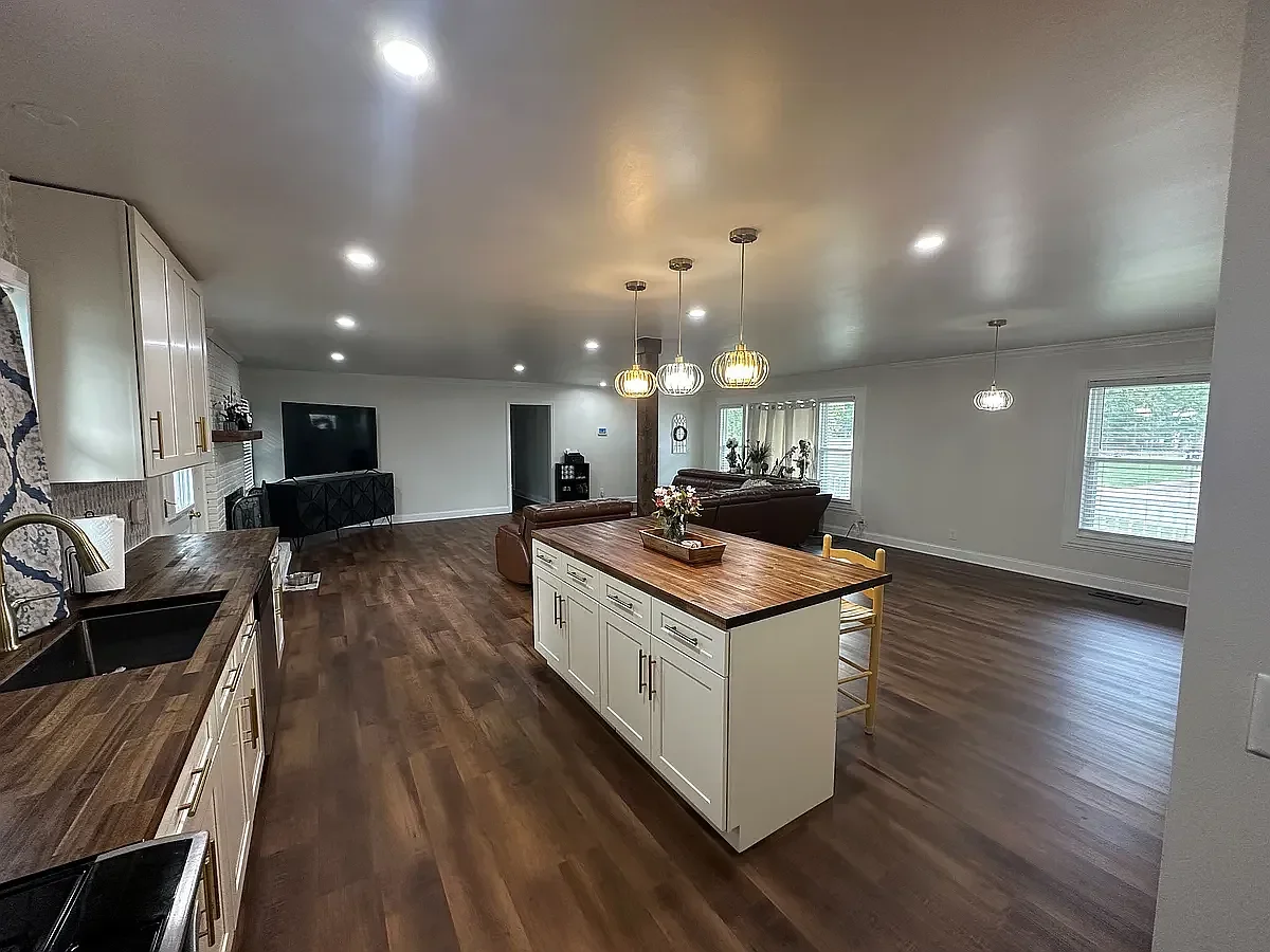 Huntsville Other: 10310 Picadilly Ln SW