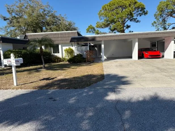 Sarasota Condo: 3931 Panola Ln