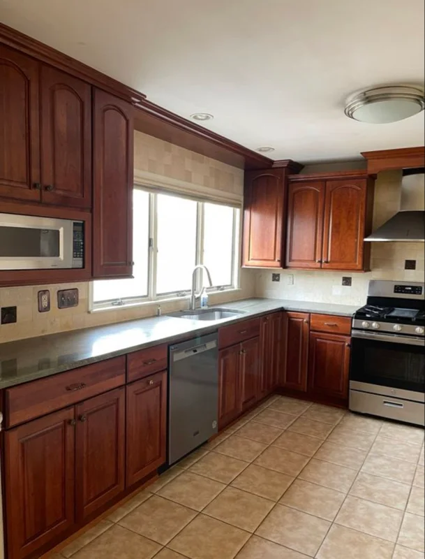 Princeton Townhome: 19 Hanover Ct