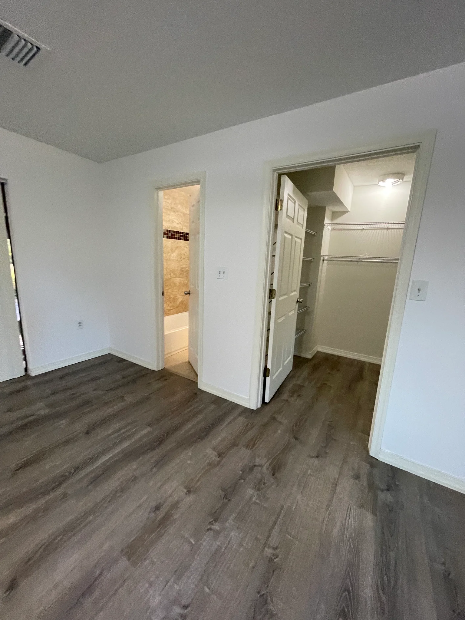 FORT PIERCE House: 3411 SUNRISE BLVD