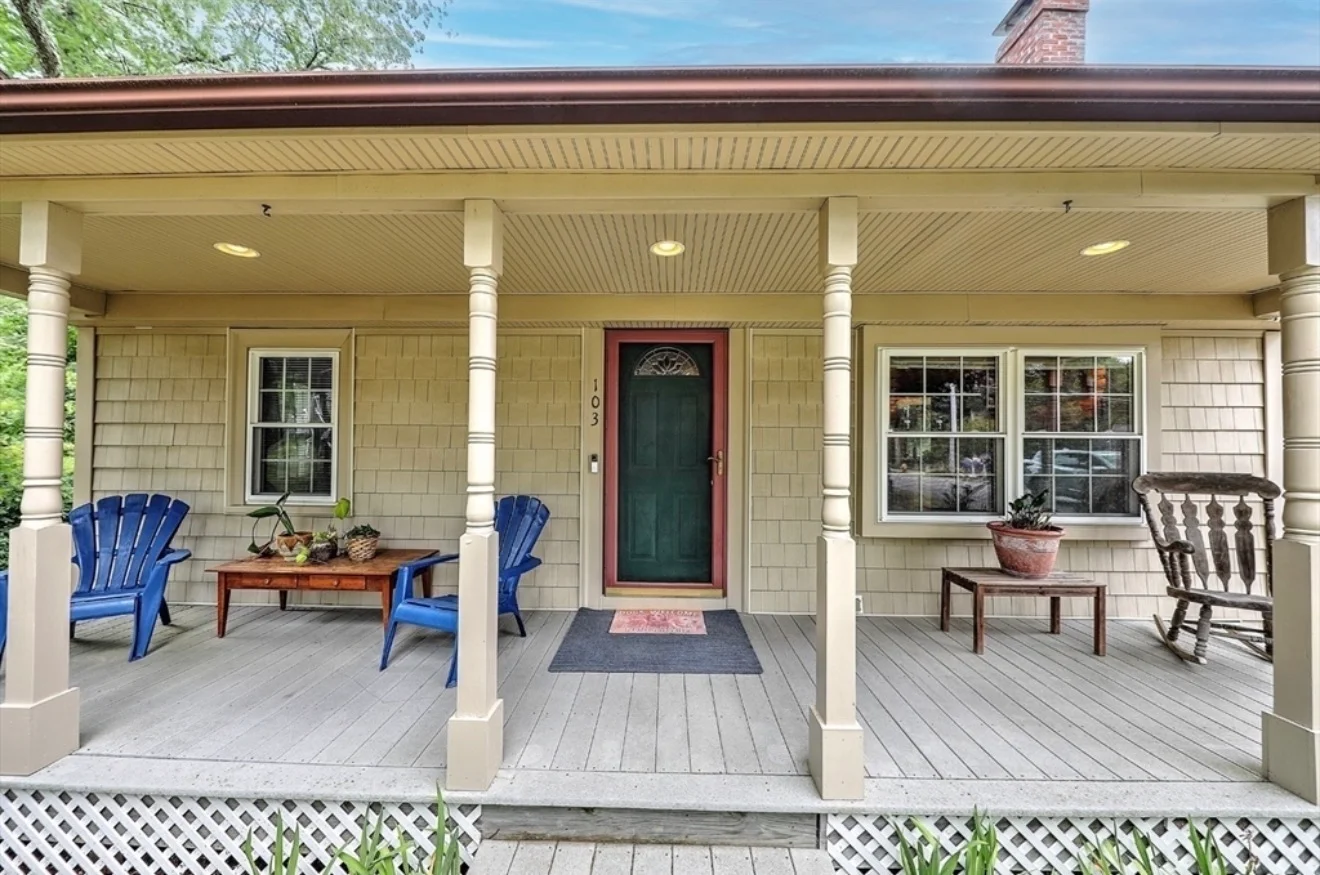 Mansfield House: 103 Walnut St