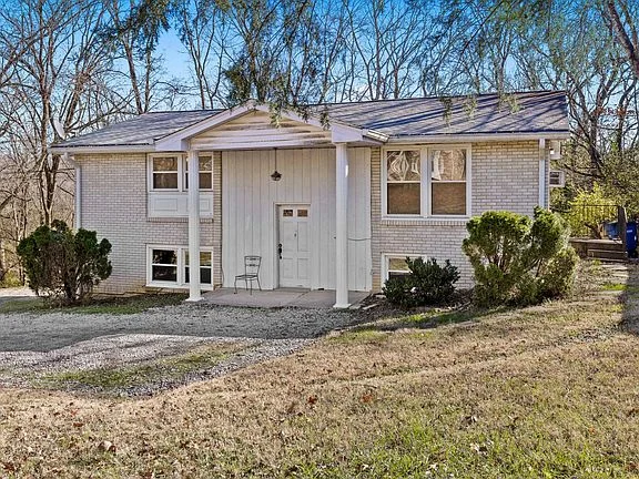 GOODLETTSVILLE Multiplex: 605 Dorothy Drive