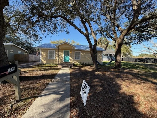 Pensacola Multiplex: 1816 West Pine Street