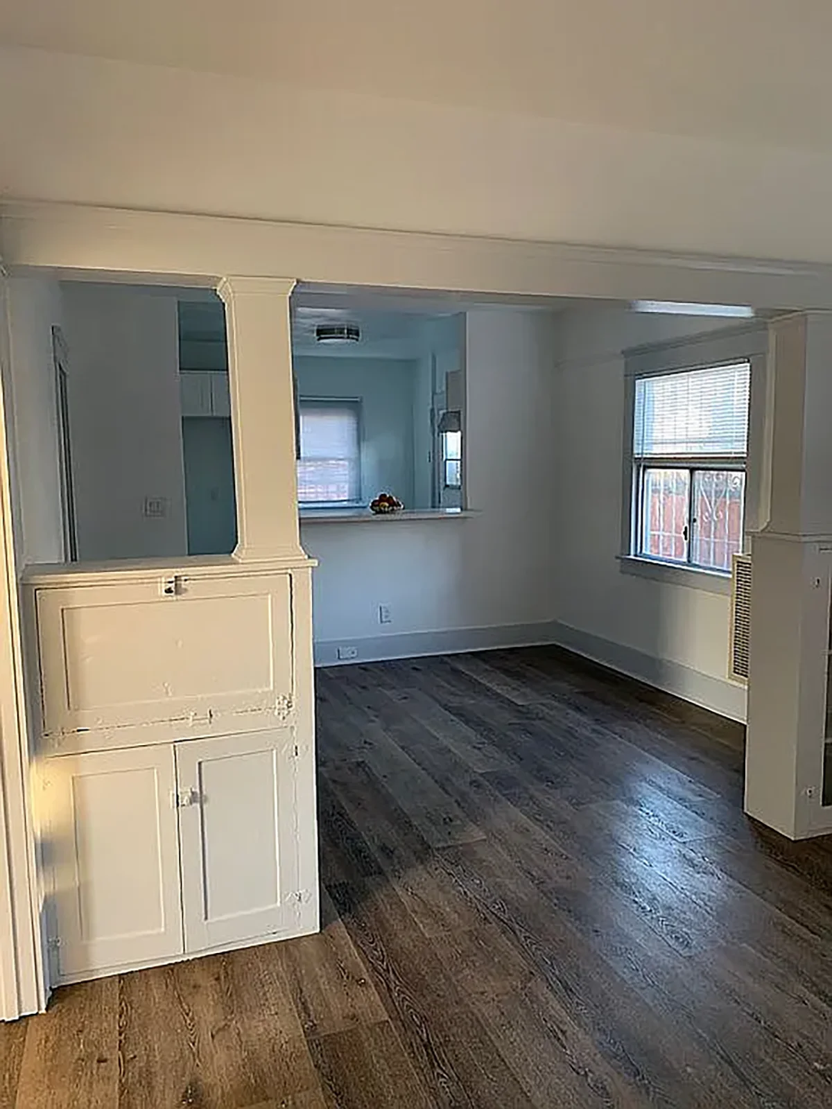 Los Angeles Multiplex: 1625 1/2 W 55th St