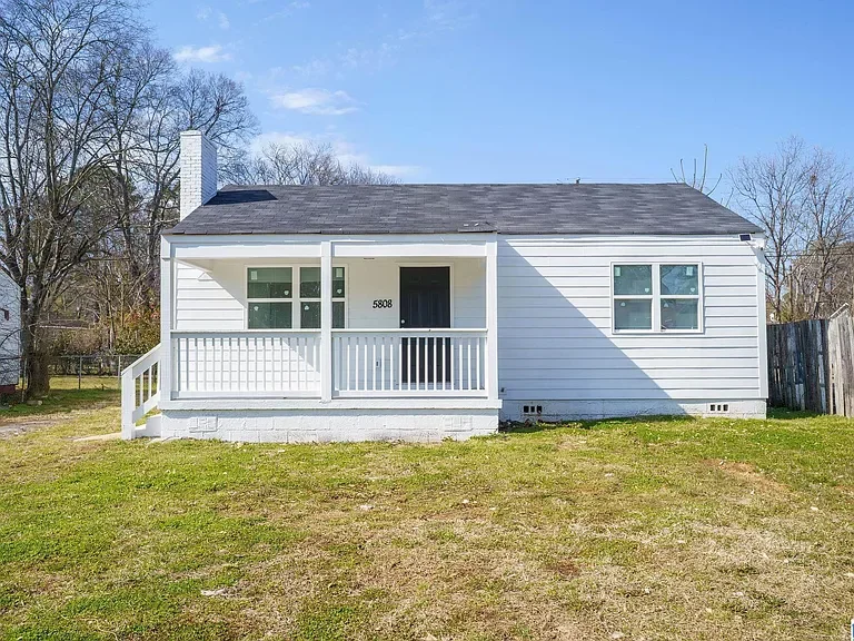 Birmingham House: 5808 Avenue O