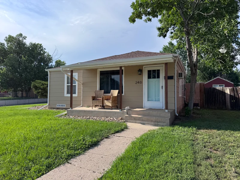 Rapid City House: 240 Saint Andrew St