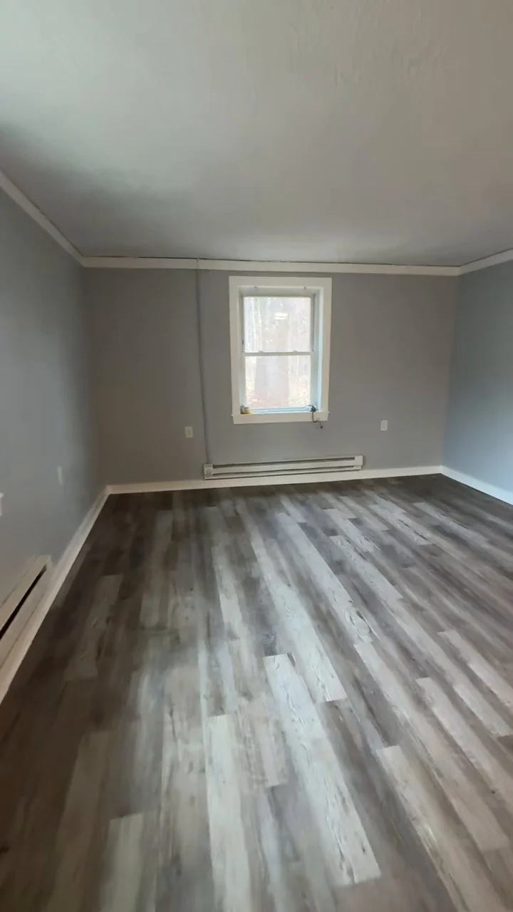 Antrim Apartment: 119 Keene rd