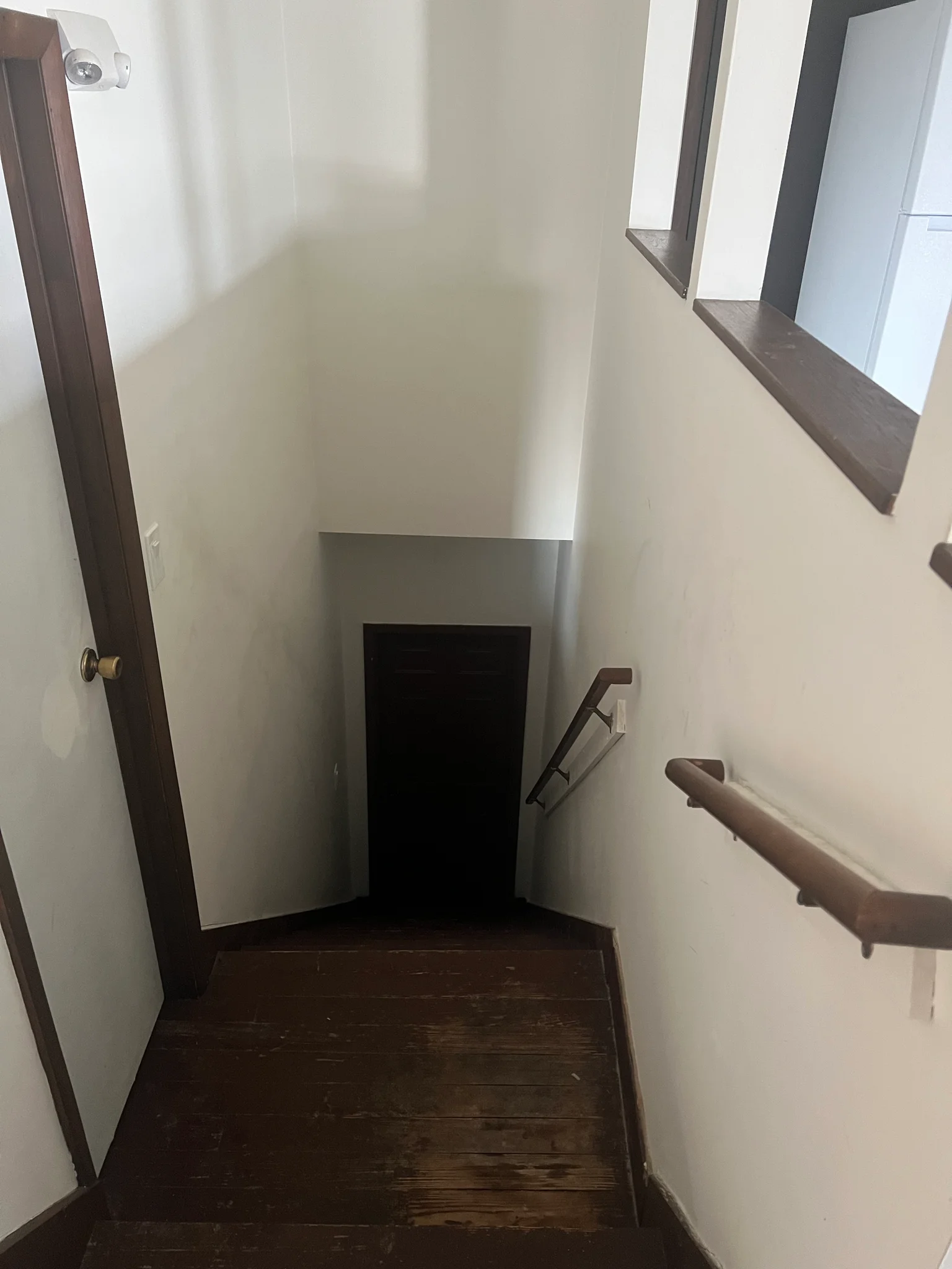 Poughkeepsie Apartment: 8 Fox Ter