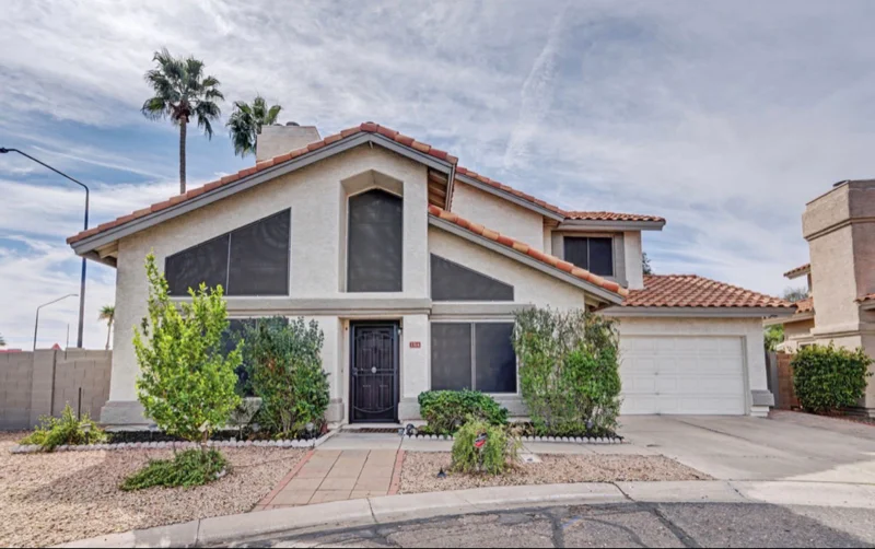 Gilbert House: 1314 N Brittany Ln