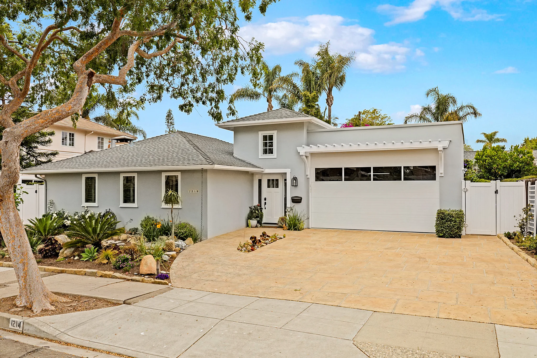 Santa Barbara House: 1214 Del Mar Ave