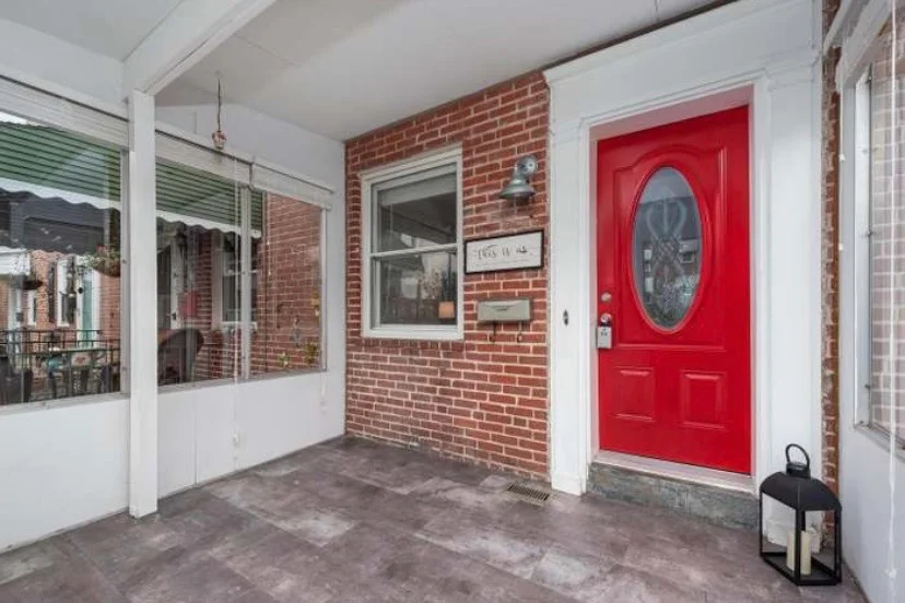 Baltimore House: 1009 W 43rd