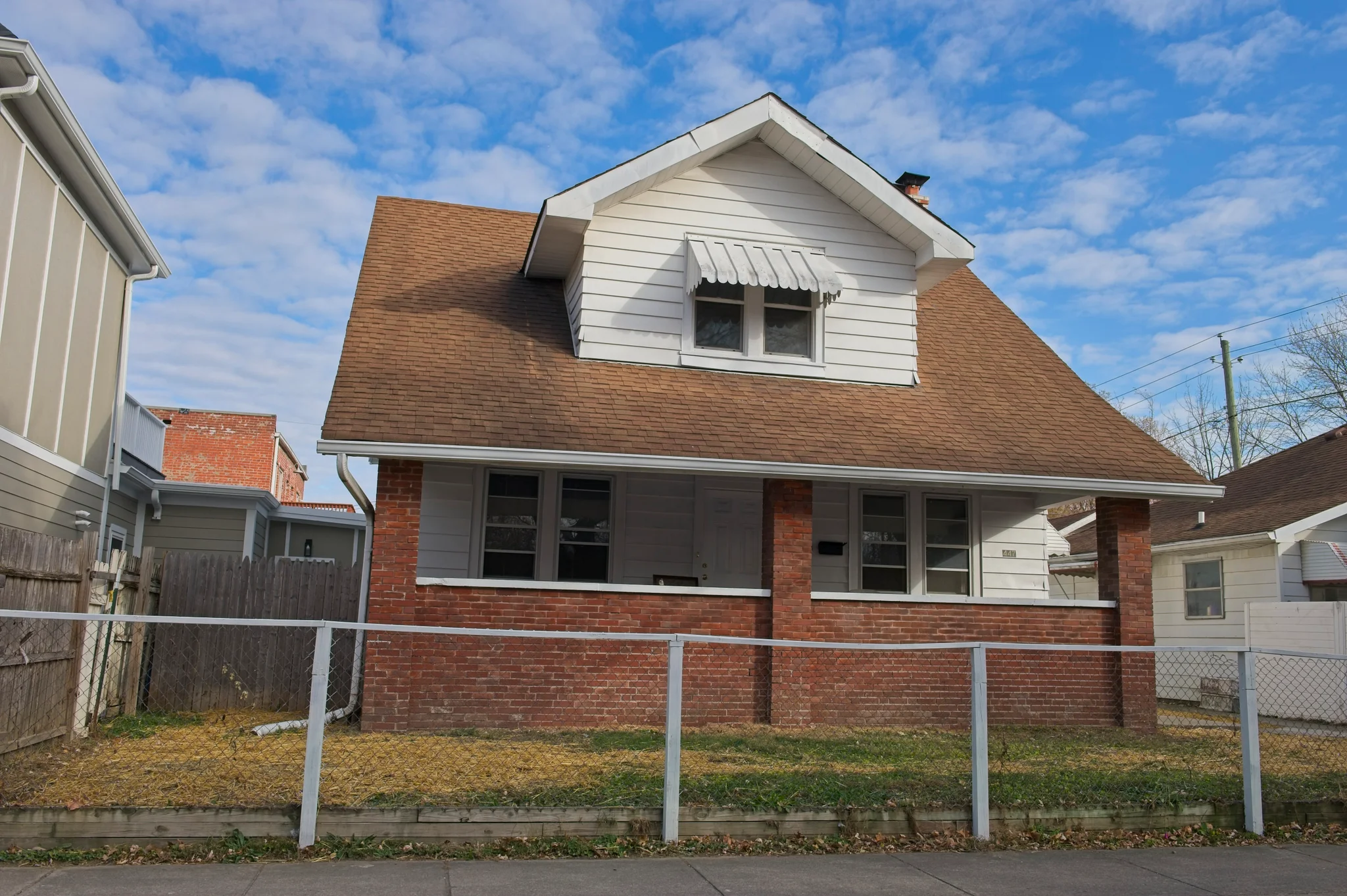 Indianapolis House: 447 N Beville Ave