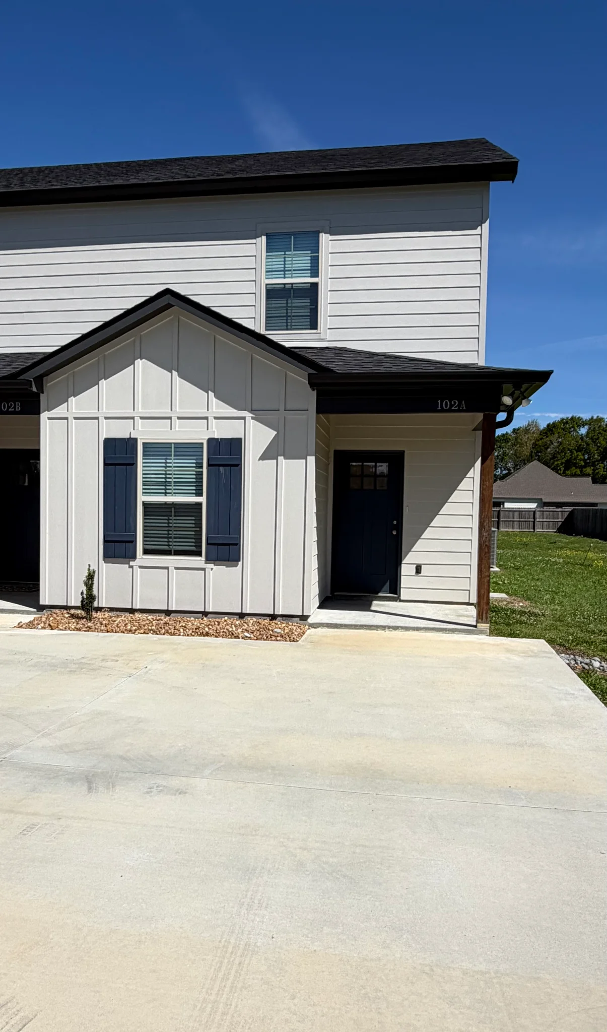 Lafayette Townhome: 102 Glade BLVD