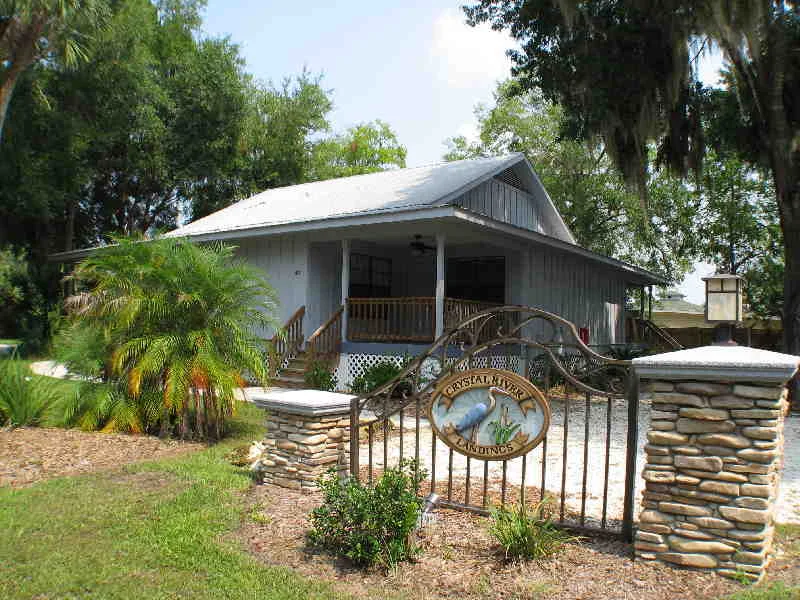 Crystal River Apartment: 35-49 NE 4th St