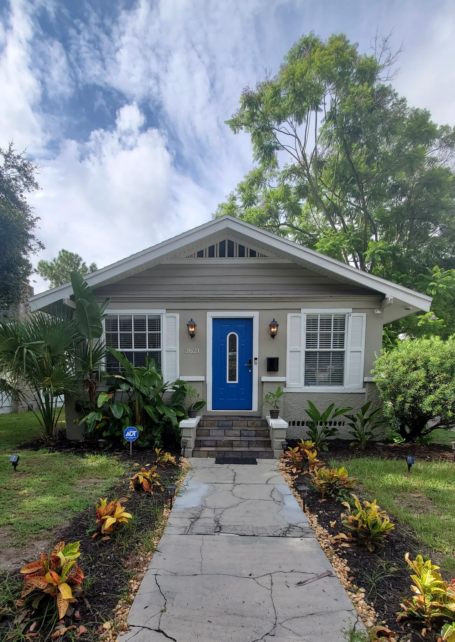 St Petersburg House: 2821 6th Ave N