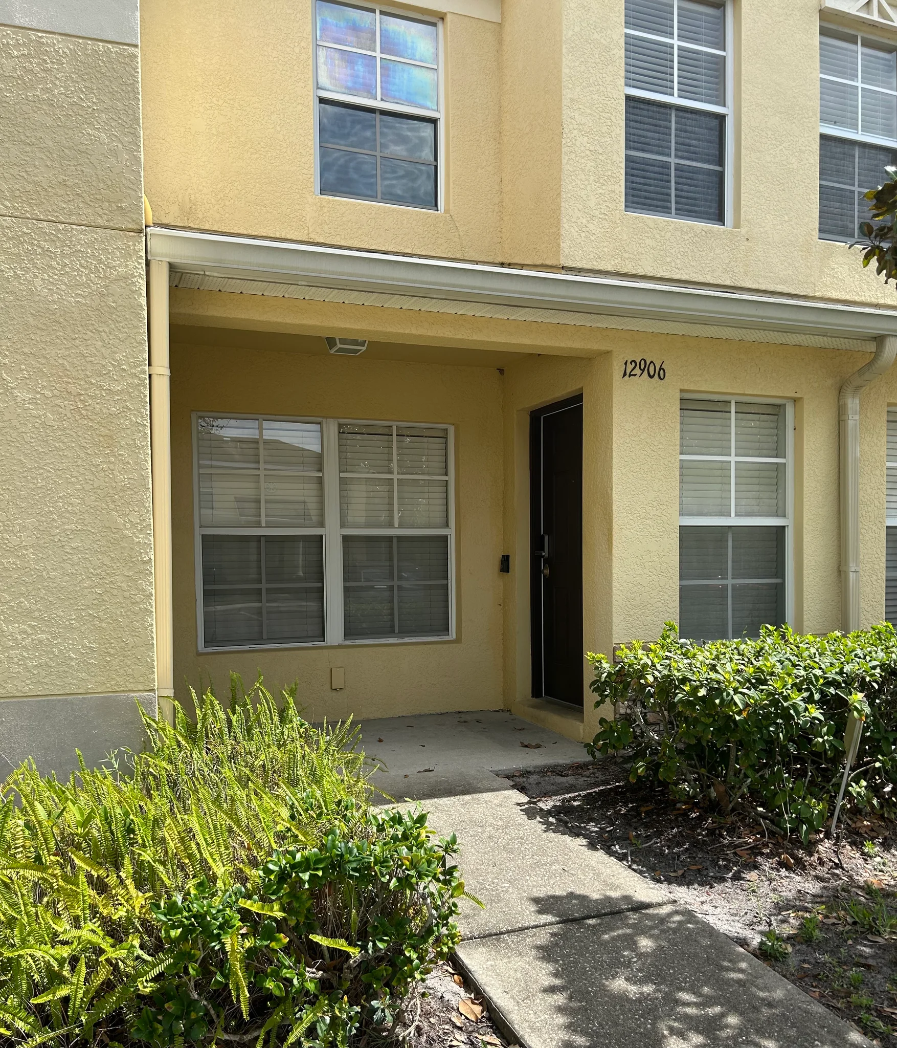 RIverview Townhome: 12906 Tradeport Place