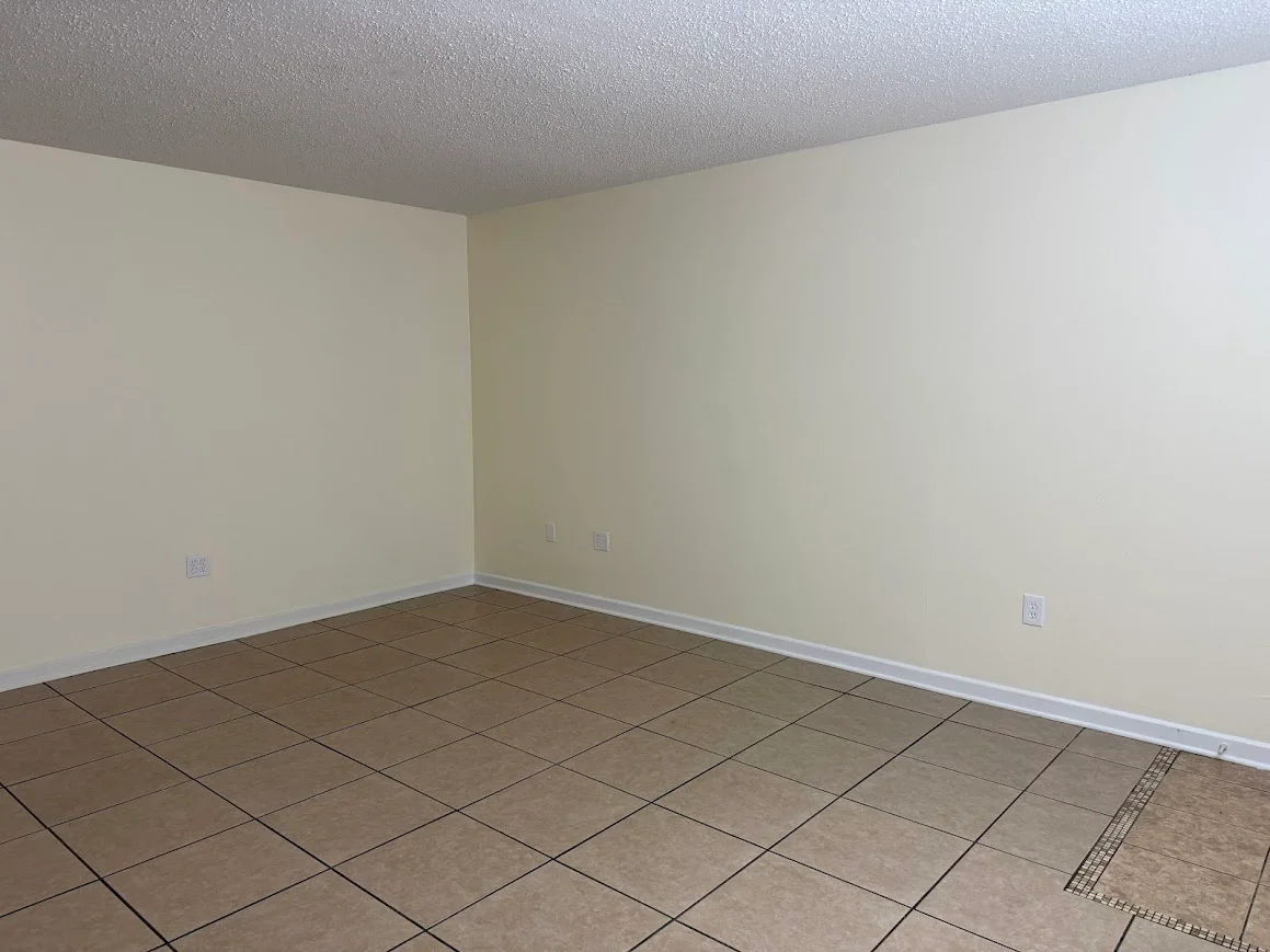 Baton Rouge Other: 11271 Florida Blvd