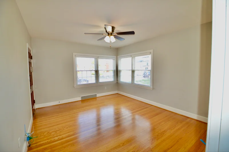 Louisville Apartment: 148 Breckenridge Ln