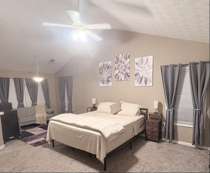 Covington House: 180 Pebble Brooke Ct