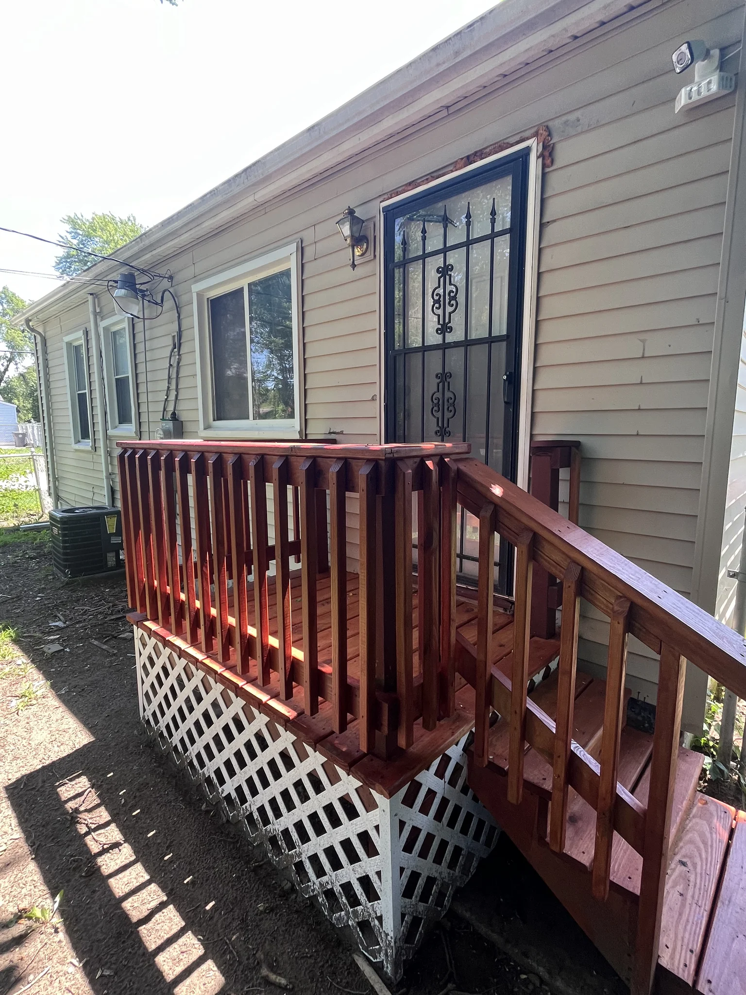 Inkster House: 26102 Stanford St