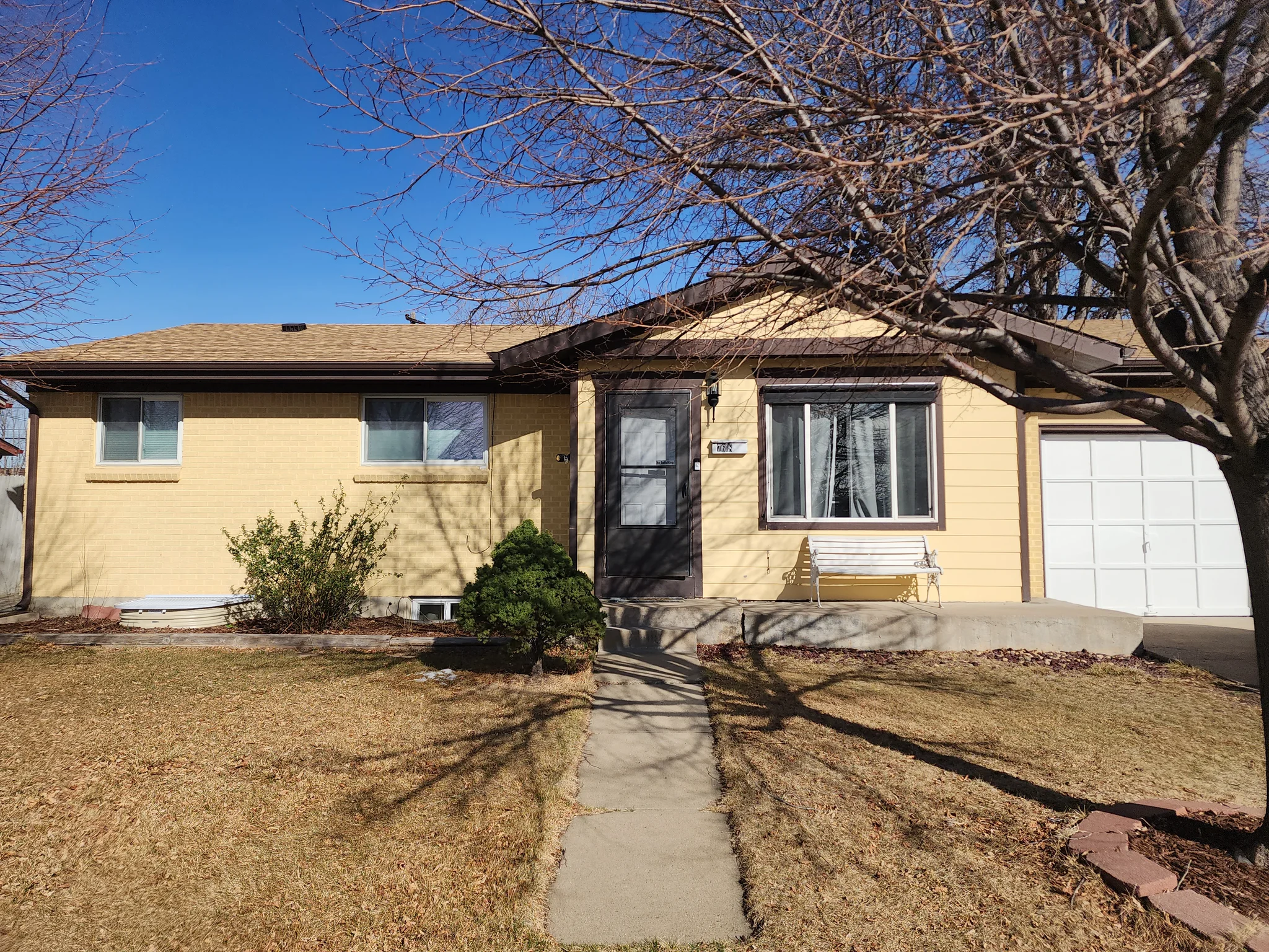 Denver House: 7618 Umatilla St