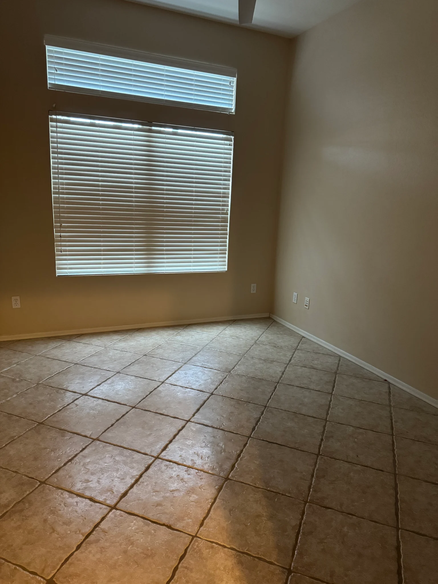 Peoria House: 10511 W Villa Hermosa