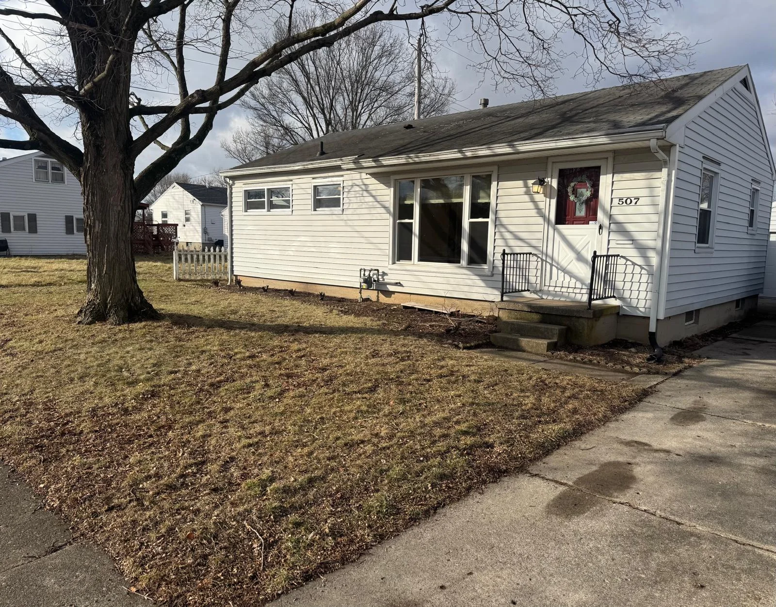 Troy House: 507 Maplewood Dr