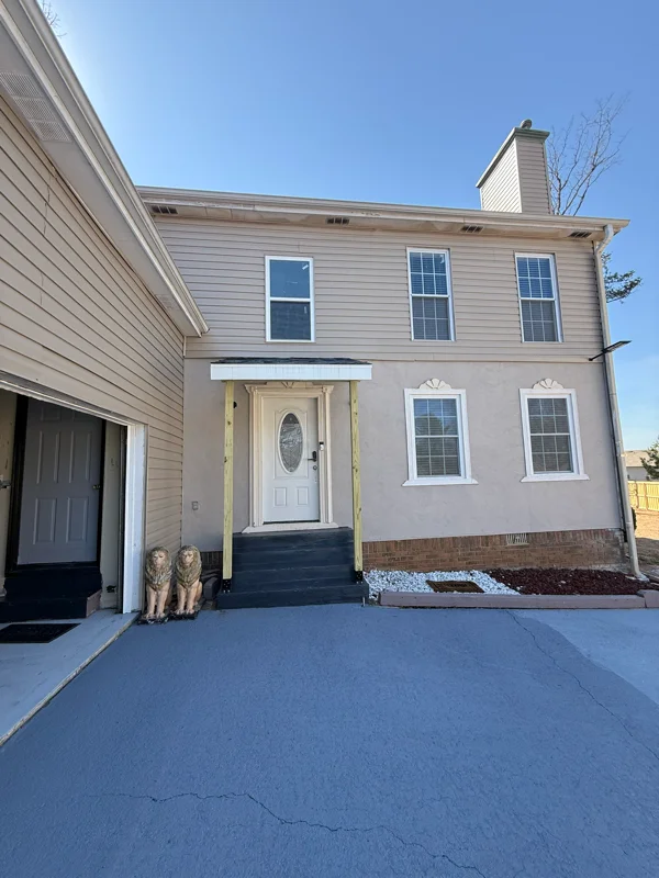 Lawrenceville House: 785 Turner Dr