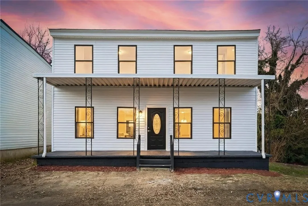 Petersburg House: 724 Wilson St