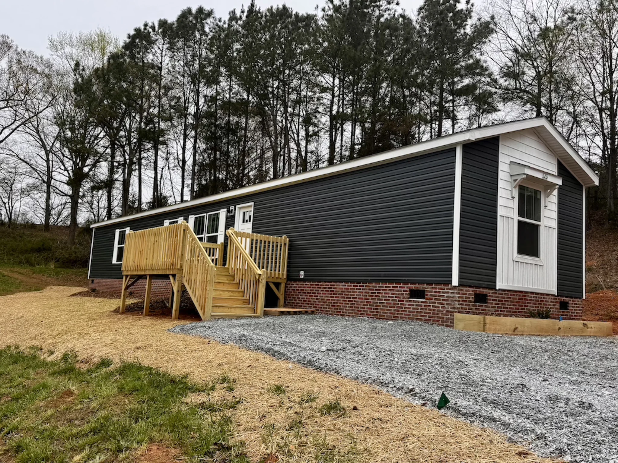 Central House: 121 Waccamaw Lane