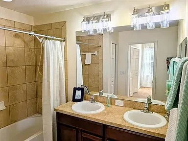 Riverview Townhome: 6628 Holly Heath Dr