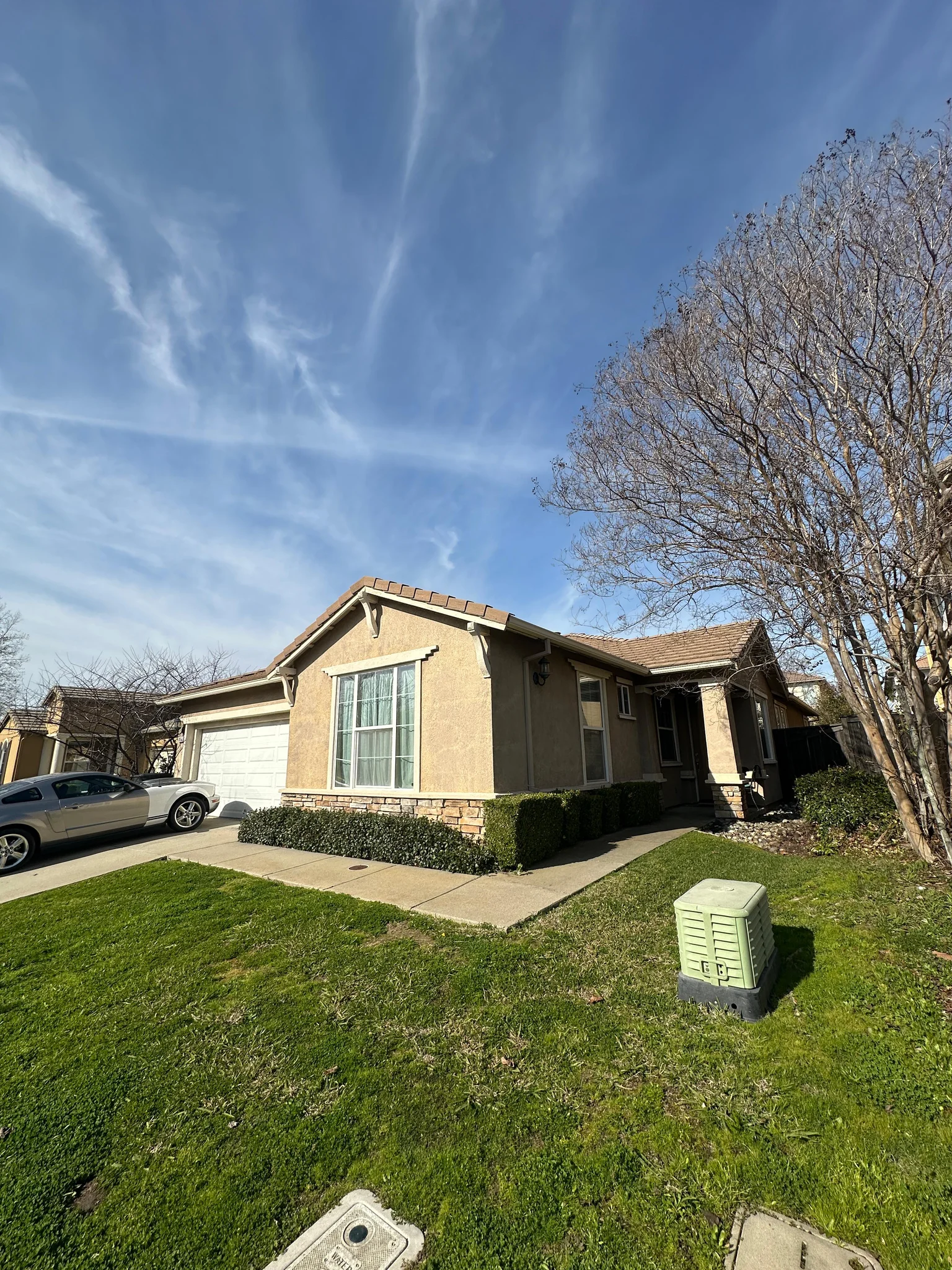Roseville House: 7056 Klemscott ln