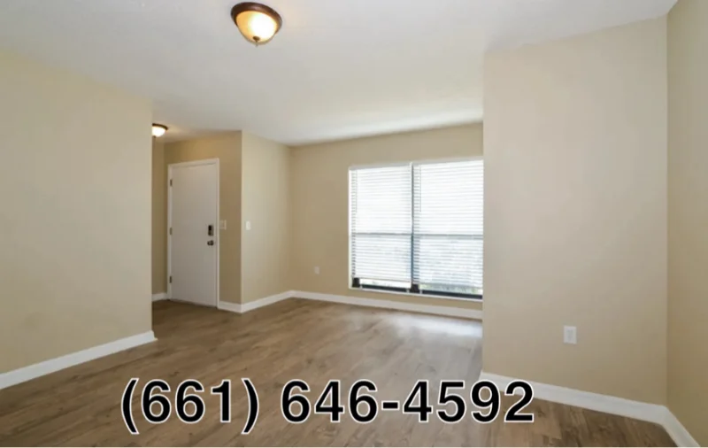 Lancaster House: 751 Pino Ave