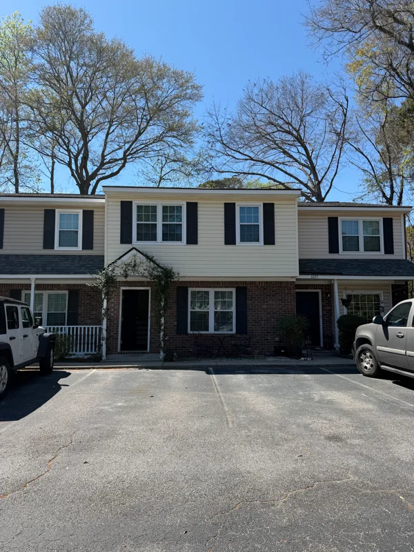 Mount Pleasant Townhome: 1023 Hunters Trce