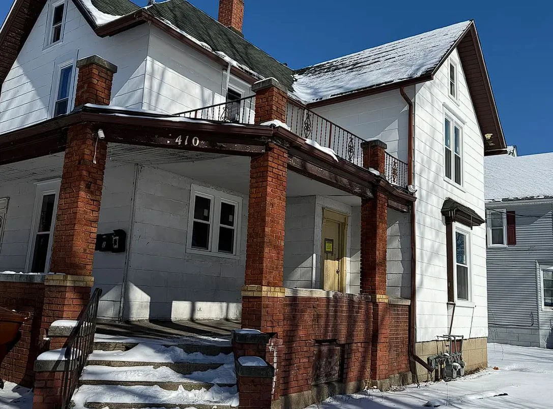 Rockford Multiplex: 1410 6th Ave