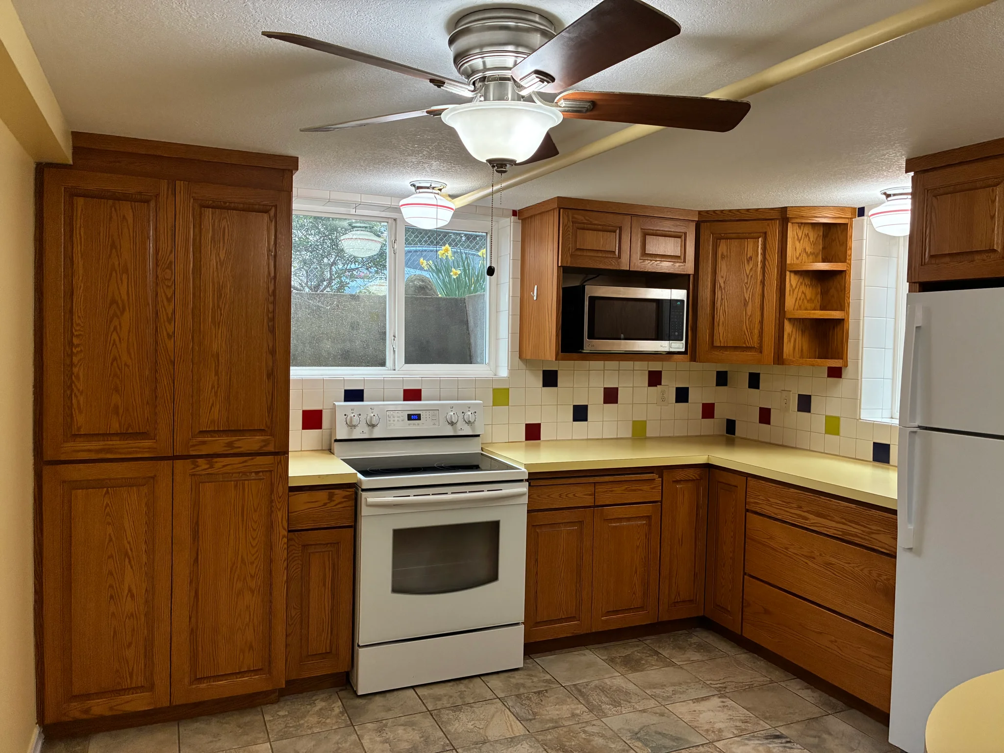 Portland Apartment: 5508 SE Harold St