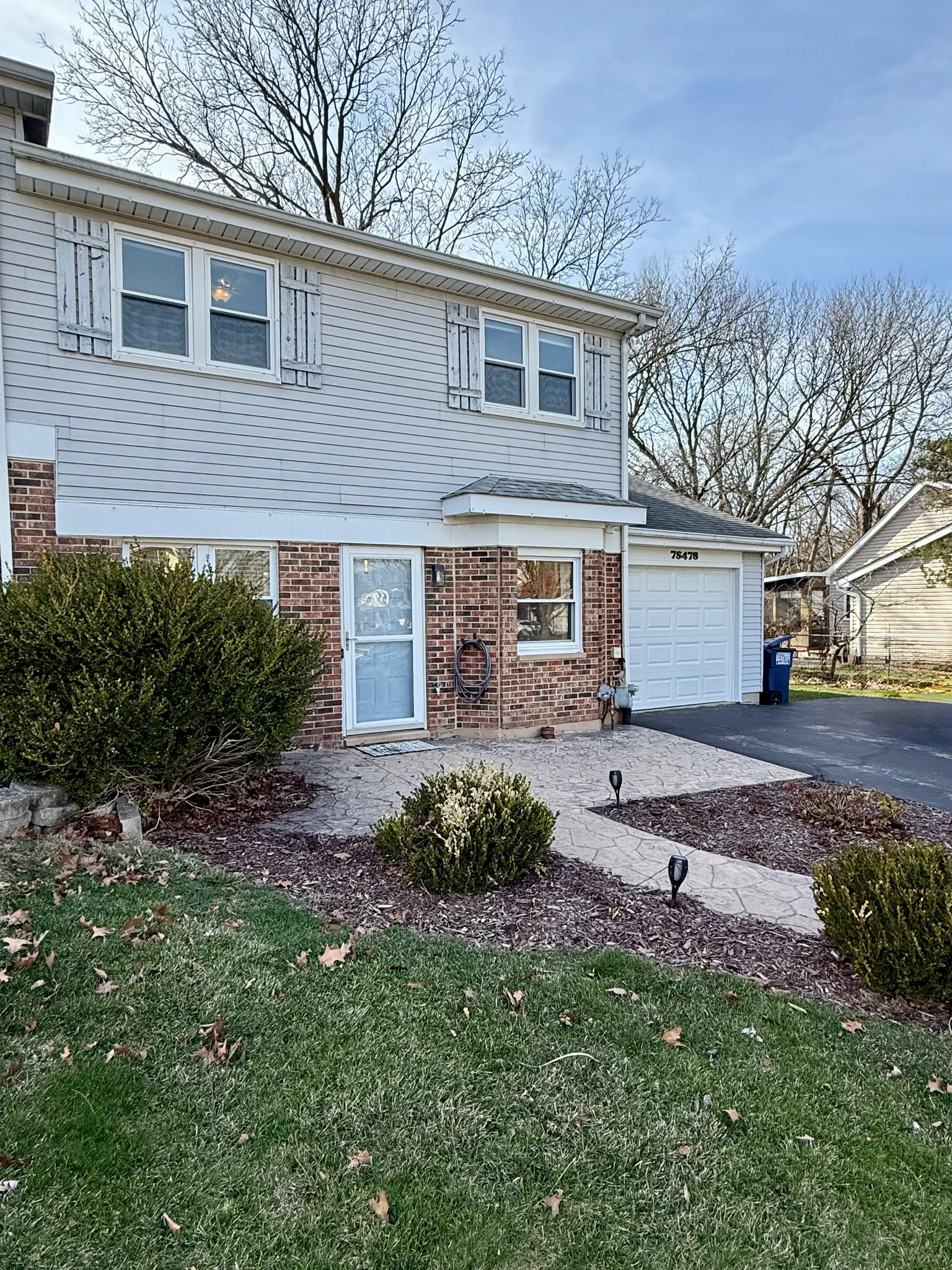 Naperville Townhome: 7s478 Lynn Dr