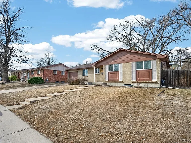 Denver House: 83710 Shoshone street