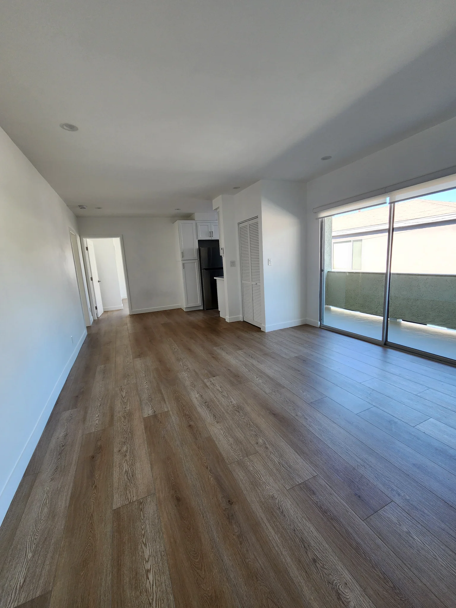 santa monica Apartment: 2336 34th street