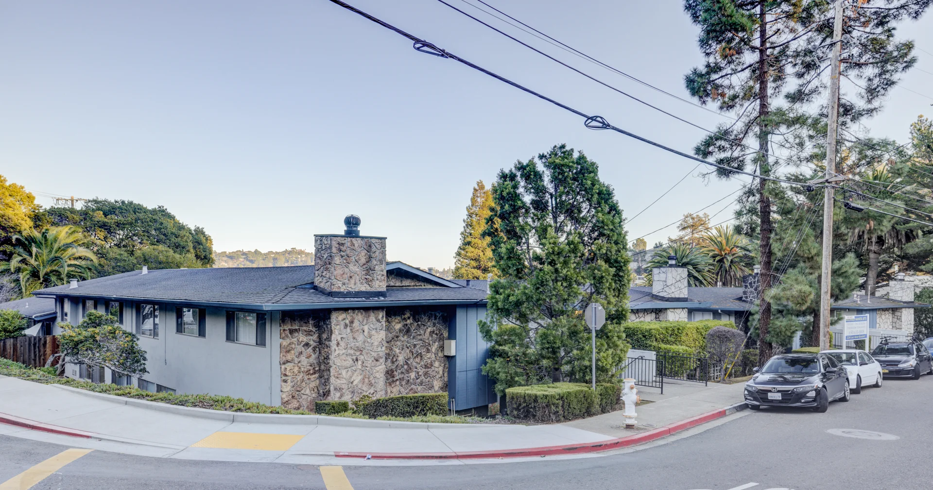 BELMONT Condo: 2220 LAKE ROAD